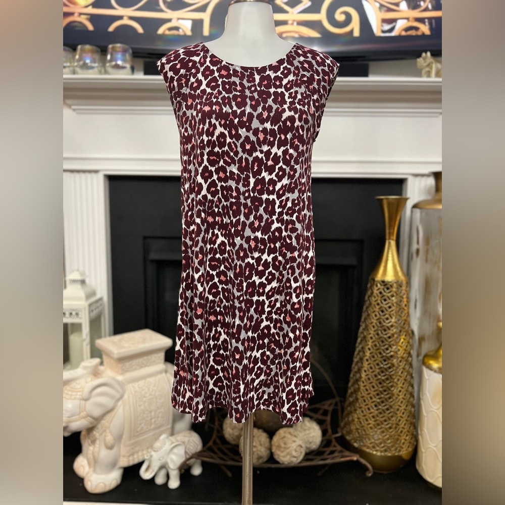 Loft Pullover Animal Print Dress Size XSP Merlot, Rose’, Gray and Off-White
